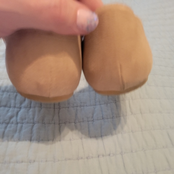 EUC Crown Vintage Beige D'Orsay Flats Size 8 - Picture 3 of 5